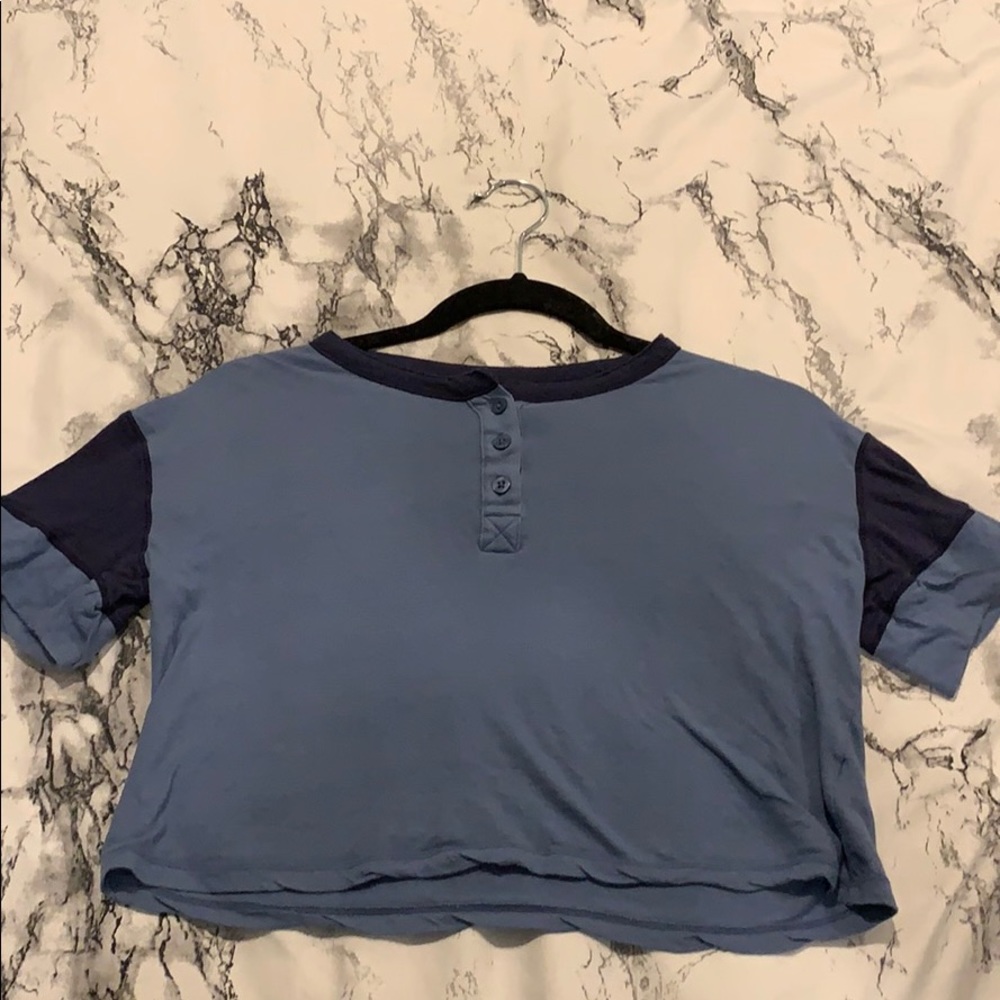 Short sleeve shirt